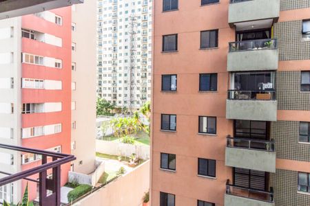 Apartamento à venda com 75m², 2 quartos e 2 vagasVista da Rua