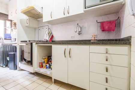 Apartamento à venda com 75m², 2 quartos e 2 vagasCozinha