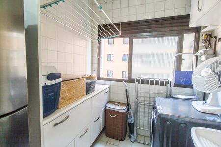 Apartamento à venda com 75m², 2 quartos e 2 vagasÁrea de Serviço
