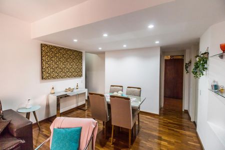 Apartamento à venda com 75m², 2 quartos e 2 vagasSala de Jantar
