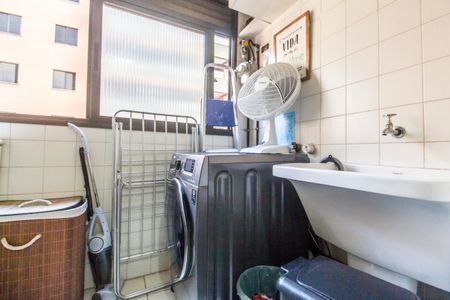 Apartamento à venda com 75m², 2 quartos e 2 vagasÁrea de Serviço