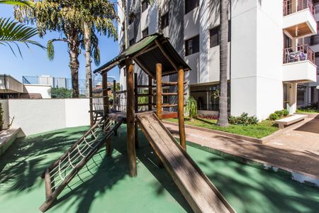 Apartamento à venda com 75m², 2 quartos e 2 vagasÁrea comum - Playground