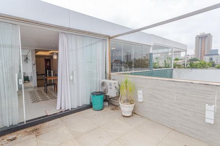 Apartamento à venda com 180m², 3 quartos e 2 vagasCobertura