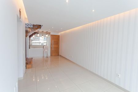 Apartamento à venda com 180m², 3 quartos e 2 vagasSala 