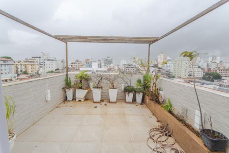 Apartamento à venda com 180m², 3 quartos e 2 vagasCobertura