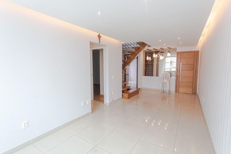 Apartamento à venda com 180m², 3 quartos e 2 vagasSala 