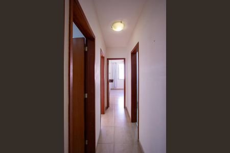 Apartamento à venda com 85m², 2 quartos e sem vagaCorredor