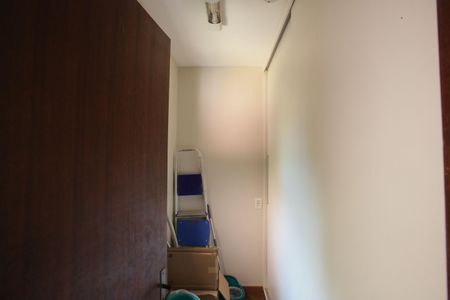 Casa de condomínio à venda com 320m², 6 quartos e 2 vagasDespensa