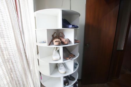 Casa de condomínio à venda com 320m², 6 quartos e 2 vagasQuarto 2