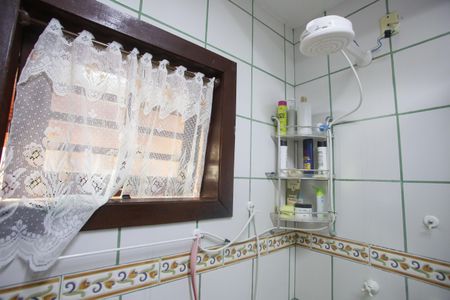 Casa de condomínio à venda com 320m², 6 quartos e 2 vagasBanheiro da Suíte