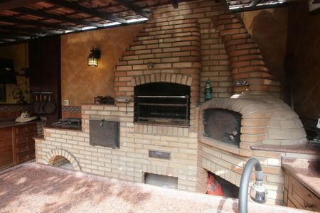 Casa de condomínio à venda com 320m², 6 quartos e 2 vagasChurrasqueira