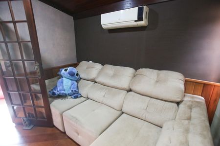 Casa de condomínio à venda com 320m², 6 quartos e 2 vagasQuarto 5