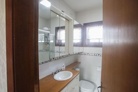 Casa de condomínio à venda com 320m², 6 quartos e 2 vagasBanheiro Social