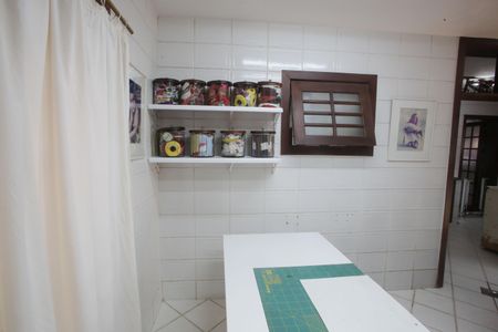 Casa de condomínio à venda com 320m², 6 quartos e 2 vagasQuarto de Serviço