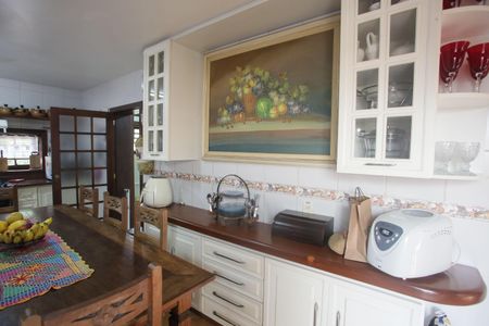 Casa de condomínio à venda com 320m², 6 quartos e 2 vagasCozinha