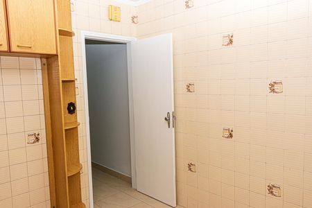 Casa à venda com 132m², 3 quartos e 2 vagas Casa à venda com 132m², 3 quartos e 2 vagasCozinha