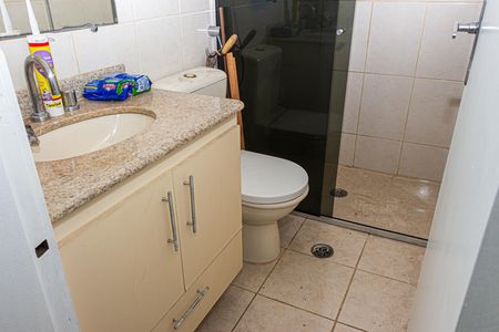 Casa à venda com 132m², 3 quartos e 2 vagas Casa à venda com 132m², 3 quartos e 2 vagasBanheiro