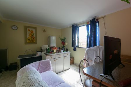 Apartamento à venda com 42m², 2 quartos e 1 vaga Apartamento à venda com 42m², 2 quartos e 1 vagaSala