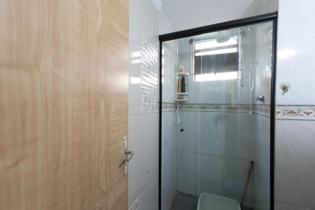 Apartamento à venda com 42m², 2 quartos e 1 vaga Apartamento à venda com 42m², 2 quartos e 1 vagaBanheiro