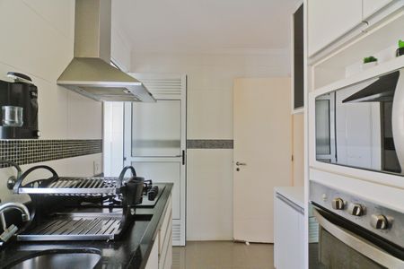 Apartamento à venda com 87m², 3 quartos e 2 vagasCozinha