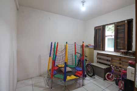 Casa à venda com 182m², 5 quartos e 3 vagasQuarto 3