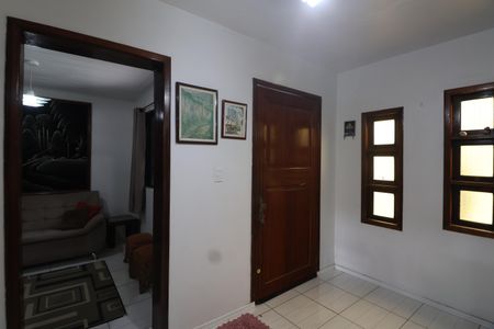 Casa à venda com 182m², 5 quartos e 3 vagasSala