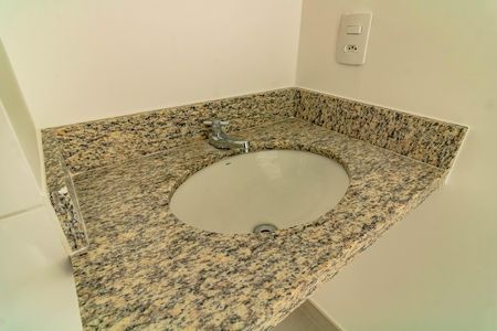 Studio à venda com 25m², 1 quarto e sem vaga Studio à venda com 25m², 1 quarto e sem vagaBanheiro