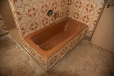 Casa à venda com 660m², 3 quartos e 3 vagasBanheiro da Suíte