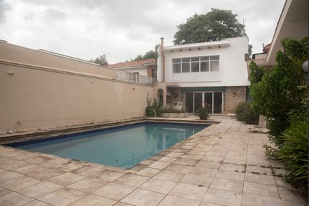 Casa à venda com 660m², 3 quartos e 3 vagasPiscina