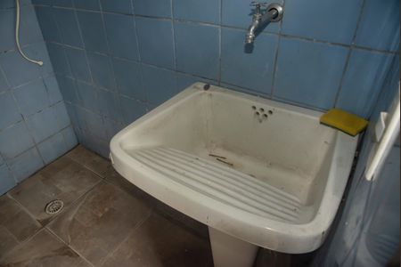 Casa à venda com 660m², 3 quartos e 3 vagasBanheiro de Serviço