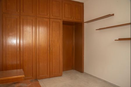 Casa à venda com 660m², 3 quartos e 3 vagasQuarto 2