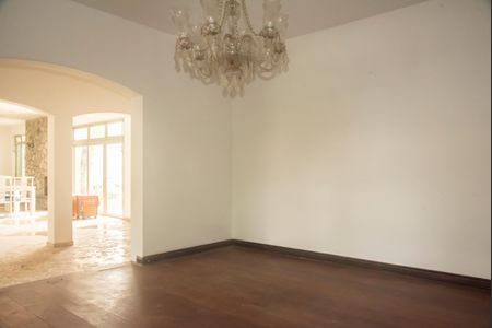 Casa à venda com 660m², 3 quartos e 3 vagasSala de Jantar