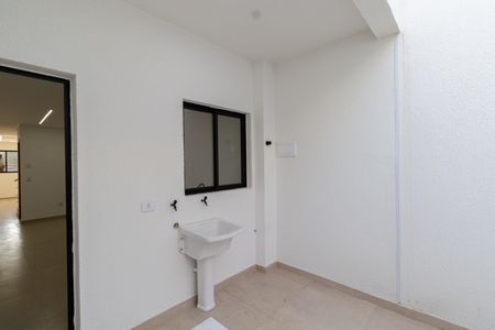 Casa à venda com 103m², 3 quartos e 2 vagasÁrea de Serviço