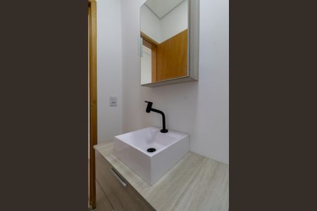 Casa à venda com 103m², 3 quartos e 2 vagasLavabo