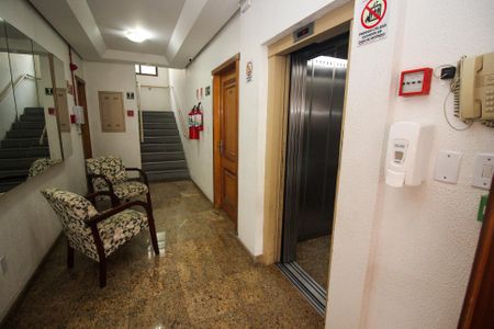 Apartamento para alugar com 88m², 2 quartos e 1 vaga Apartamento para alugar com 88m², 2 quartos e 1 vagaHall de entrada