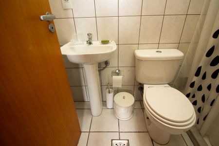 Apartamento para alugar com 88m², 2 quartos e 1 vaga Apartamento para alugar com 88m², 2 quartos e 1 vagaBanheiro de serviço