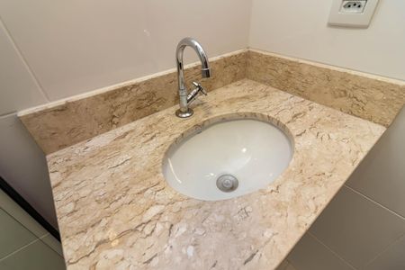 Apartamento à venda com 37m², 2 quartos e sem vagaBanheiro