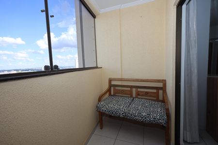 Apartamento para alugar com 78m², 2 quartos e 1 vagaVaranda