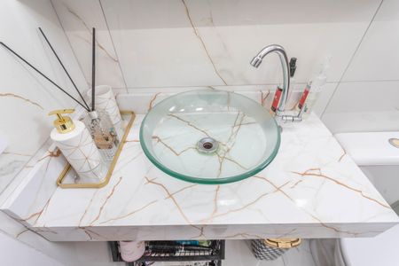 Apartamento à venda com 56m², 2 quartos e 1 vagaBanheiro 