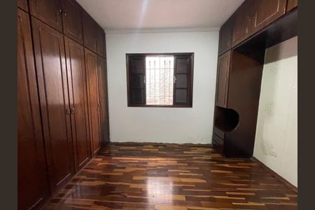 Casa à venda com 87m², 4 quartos e 2 vagas Casa à venda com 87m², 4 quartos e 2 vagasQuarto 4