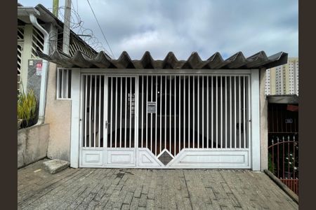 Casa à venda com 87m², 4 quartos e 2 vagas Casa à venda com 87m², 4 quartos e 2 vagasFachada