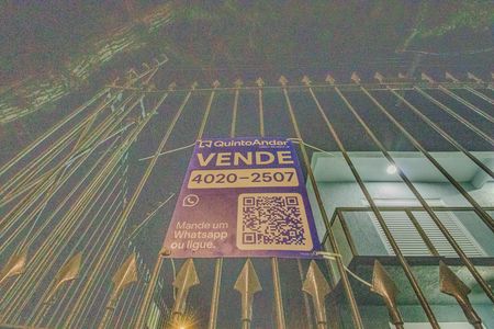 Casa à venda com 174m², 3 quartos e 2 vagasPlaquinha