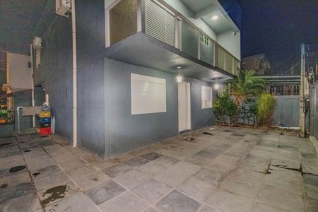 Casa à venda com 174m², 3 quartos e 2 vagasPátio