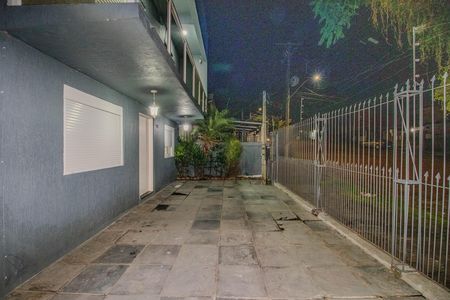 Casa à venda com 174m², 3 quartos e 2 vagasPátio
