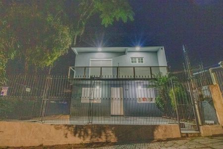 Casa à venda com 174m², 3 quartos e 2 vagasFachada
