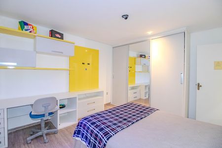 Casa à venda com 174m², 3 quartos e 2 vagasQuarto 2