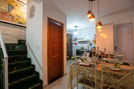 Casa para alugar com 100m², 2 quartos e 1 vagaSala