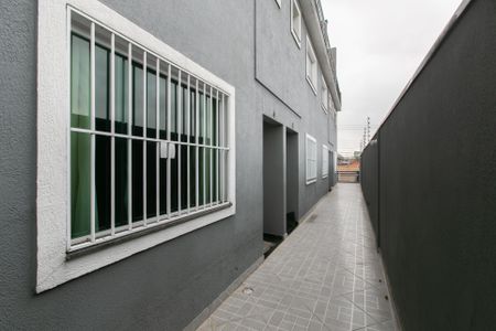 Casa para alugar com 100m², 2 quartos e 1 vagaCorredor - Entrada 