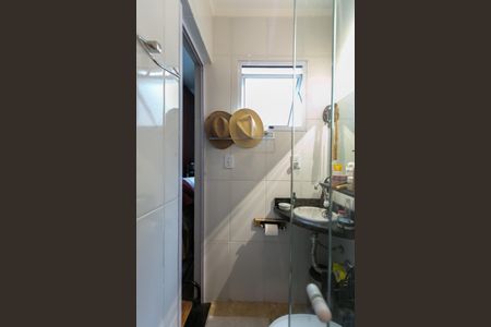 Casa para alugar com 100m², 2 quartos e 1 vagaBanheiro da Suíte 1 