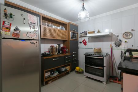 Casa para alugar com 100m², 2 quartos e 1 vagaCozinha - Armários